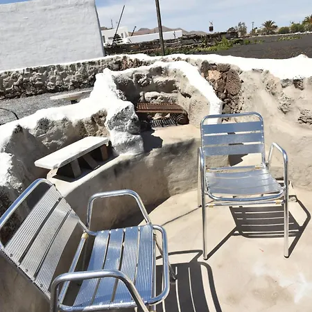 Casa Madonna Authentic Canarian La Oliva